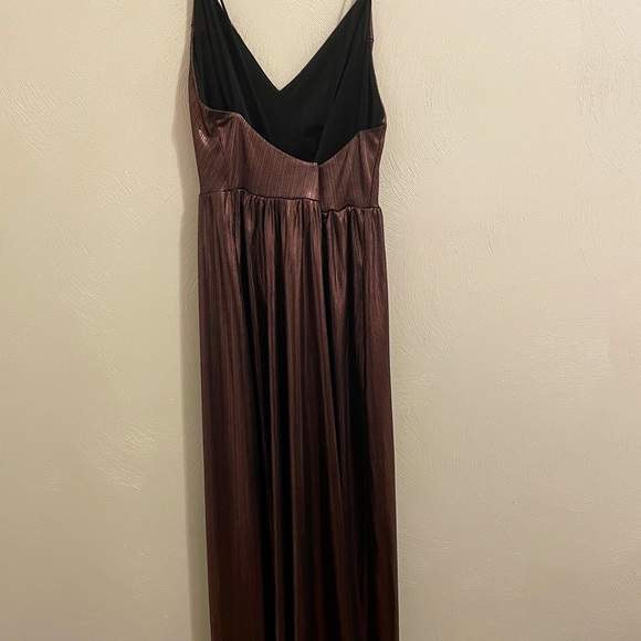 Urban Outfitters brown jumpsuit - Picture 2 of 3
